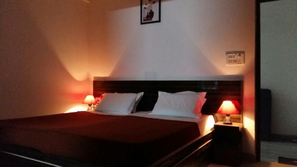 Hotel Safari Агра Екстер'єр фото