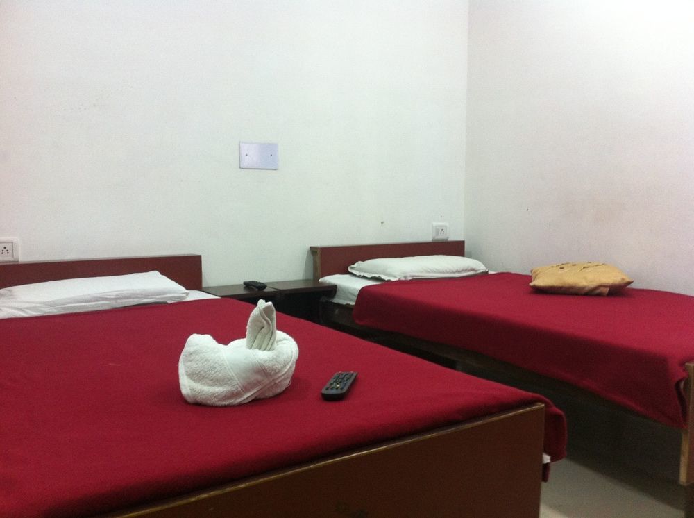 Hotel Safari Агра Екстер'єр фото