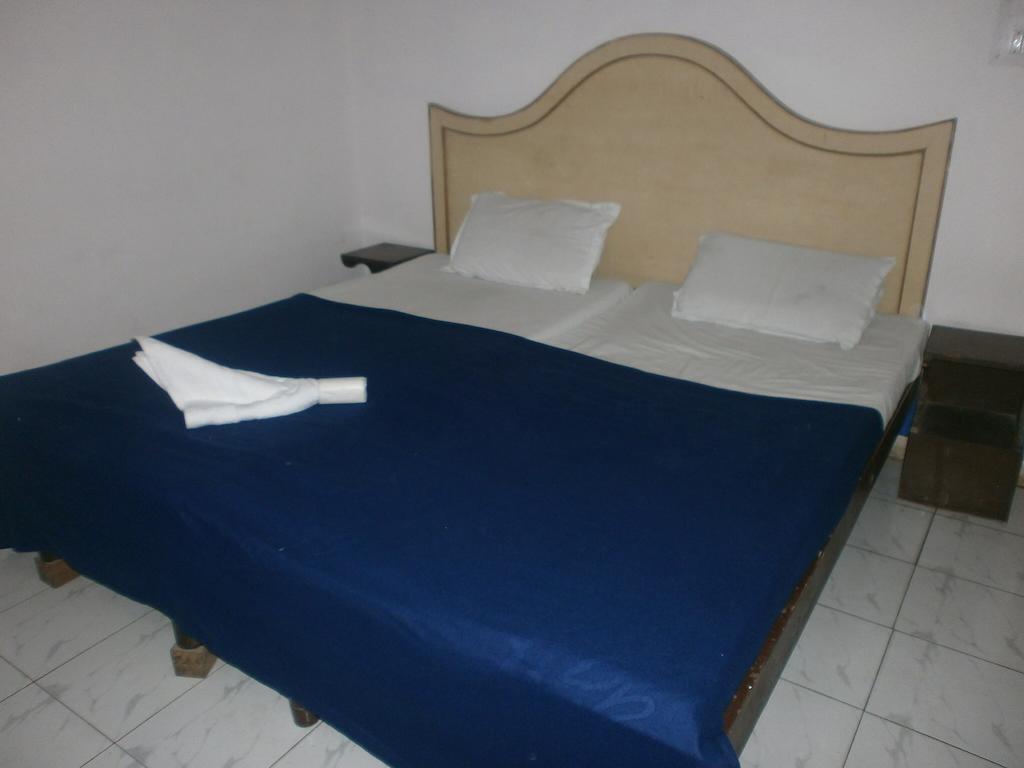 Hotel Safari Агра Екстер'єр фото