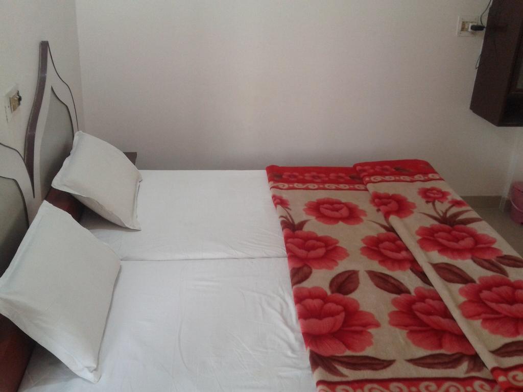 Hotel Safari Агра Екстер'єр фото